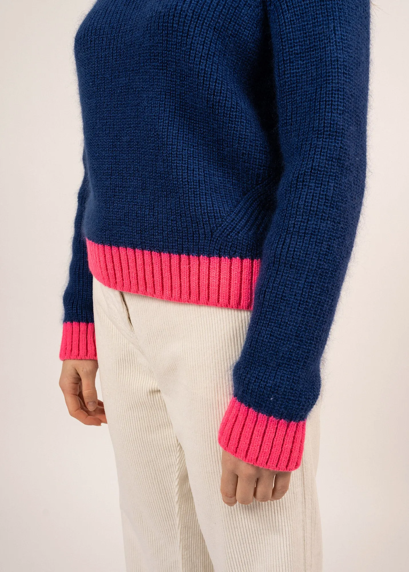 HASPARREN - Color-block Sweater in Mohair Wool Blend (BLUE / NEON PINK / WINTER WHITE)