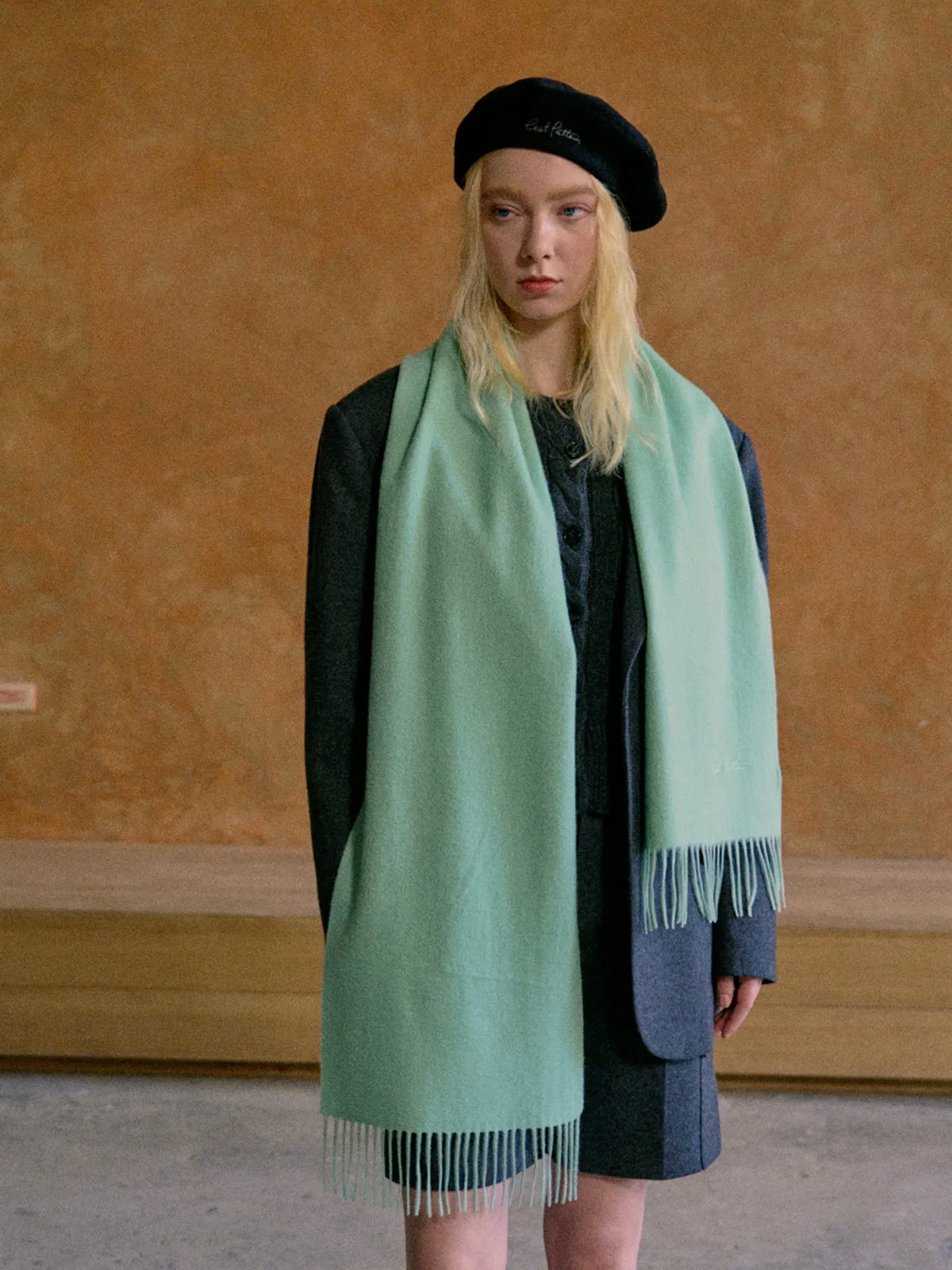 "Lost in Warmth" Classic Cashmere Scarf - Green