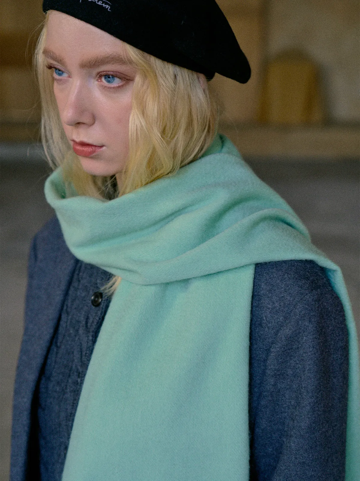 "Lost in Warmth" Classic Cashmere Scarf - Green