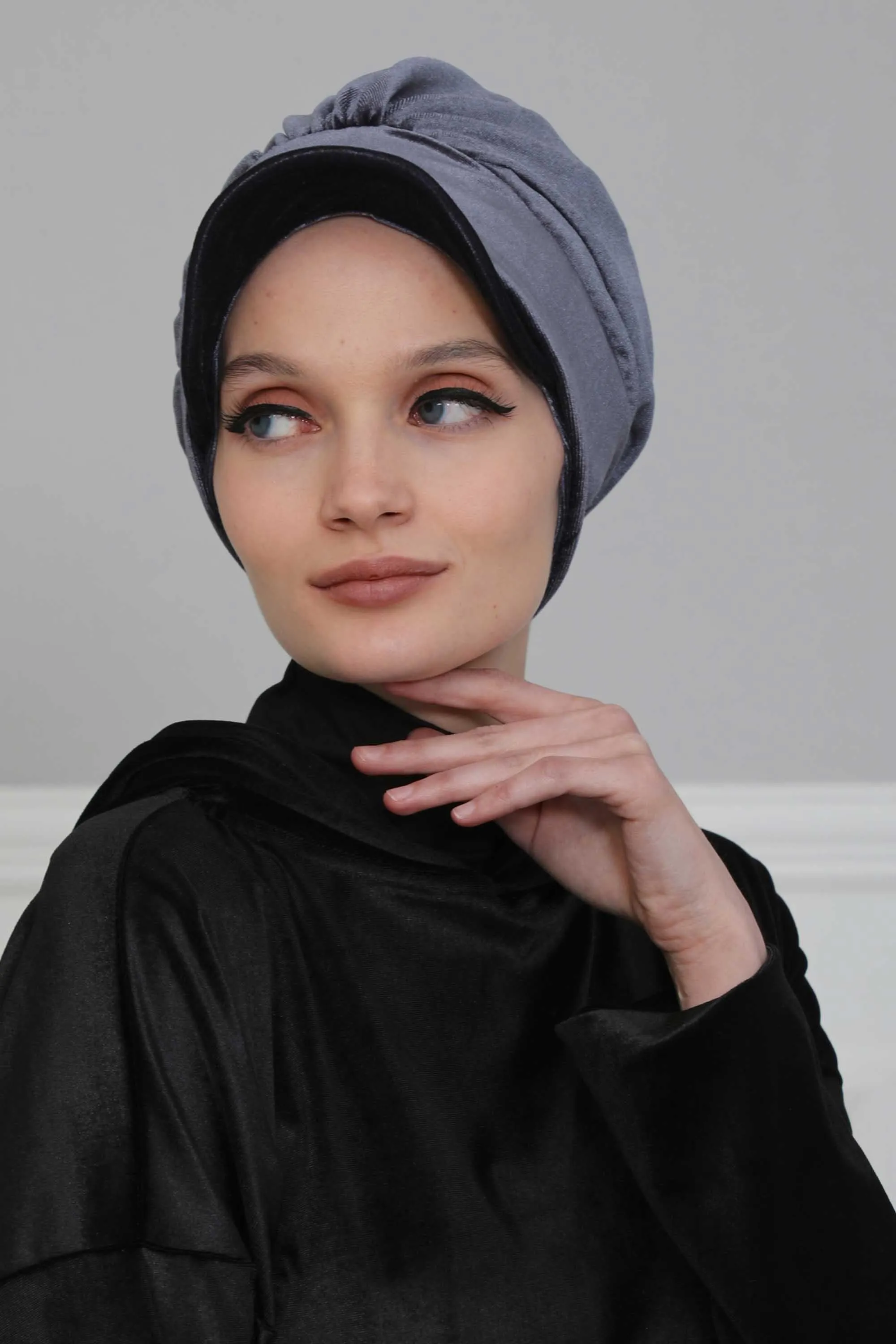 Super Soft Velvet Newsboy Visor Cap for Women, Elegant Comfortable Plain Turban Visor Cap for Daily Use, Chic Velvet Chemo Headwear,B-30K