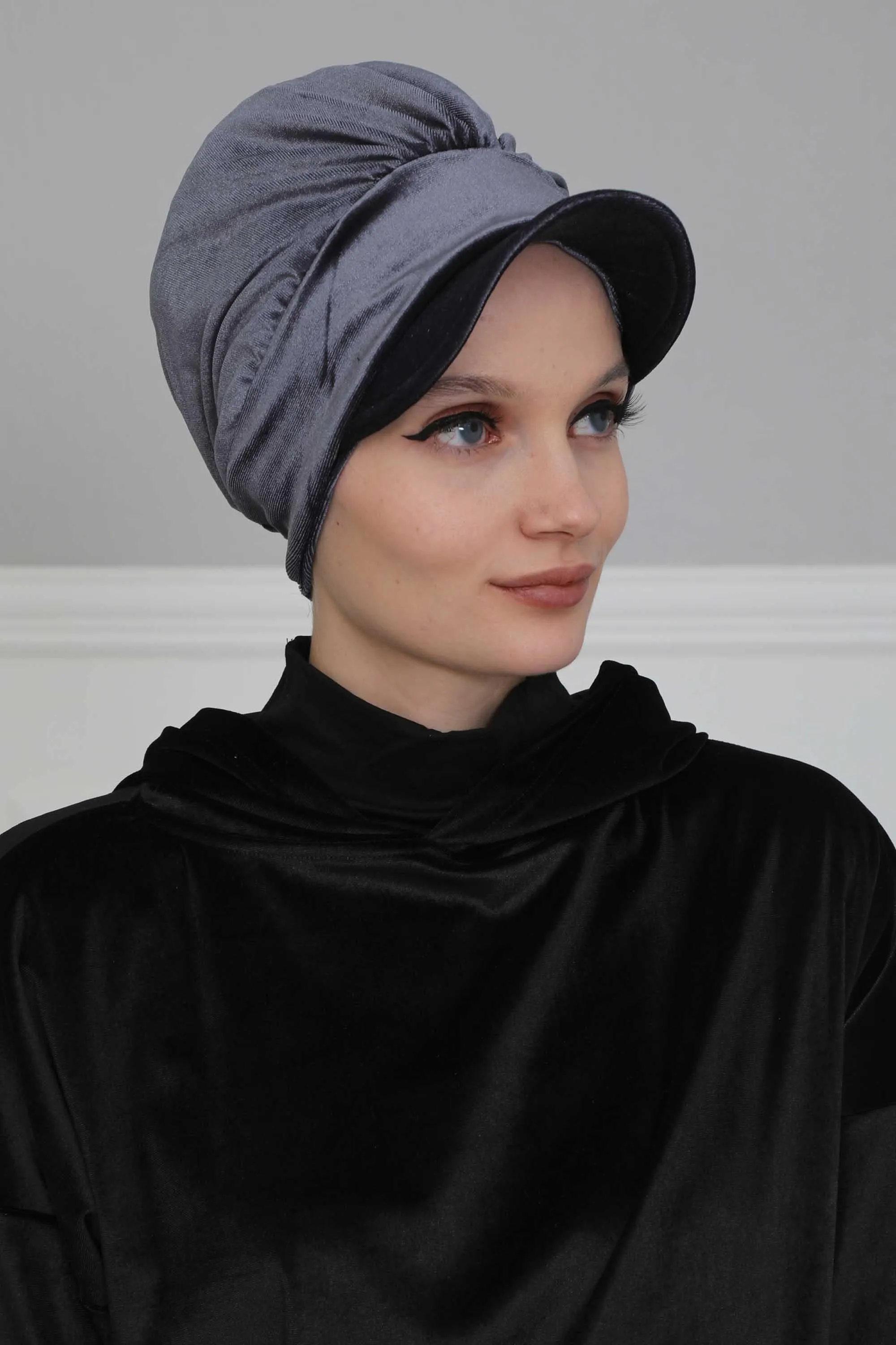 Super Soft Velvet Newsboy Visor Cap for Women, Elegant Comfortable Plain Turban Visor Cap for Daily Use, Chic Velvet Chemo Headwear,B-30K