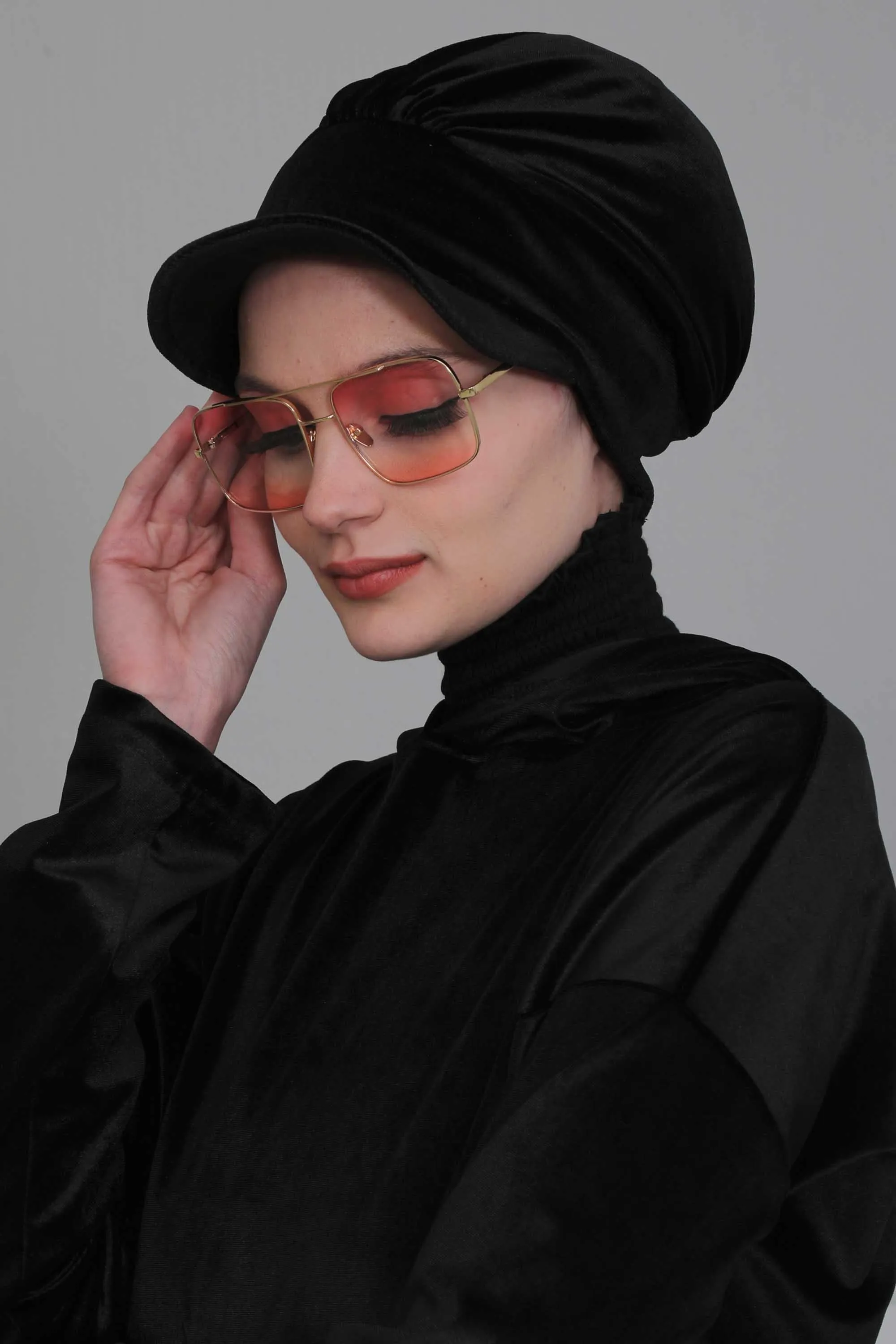 Super Soft Velvet Newsboy Visor Cap for Women, Elegant Comfortable Plain Turban Visor Cap for Daily Use, Chic Velvet Chemo Headwear,B-30K