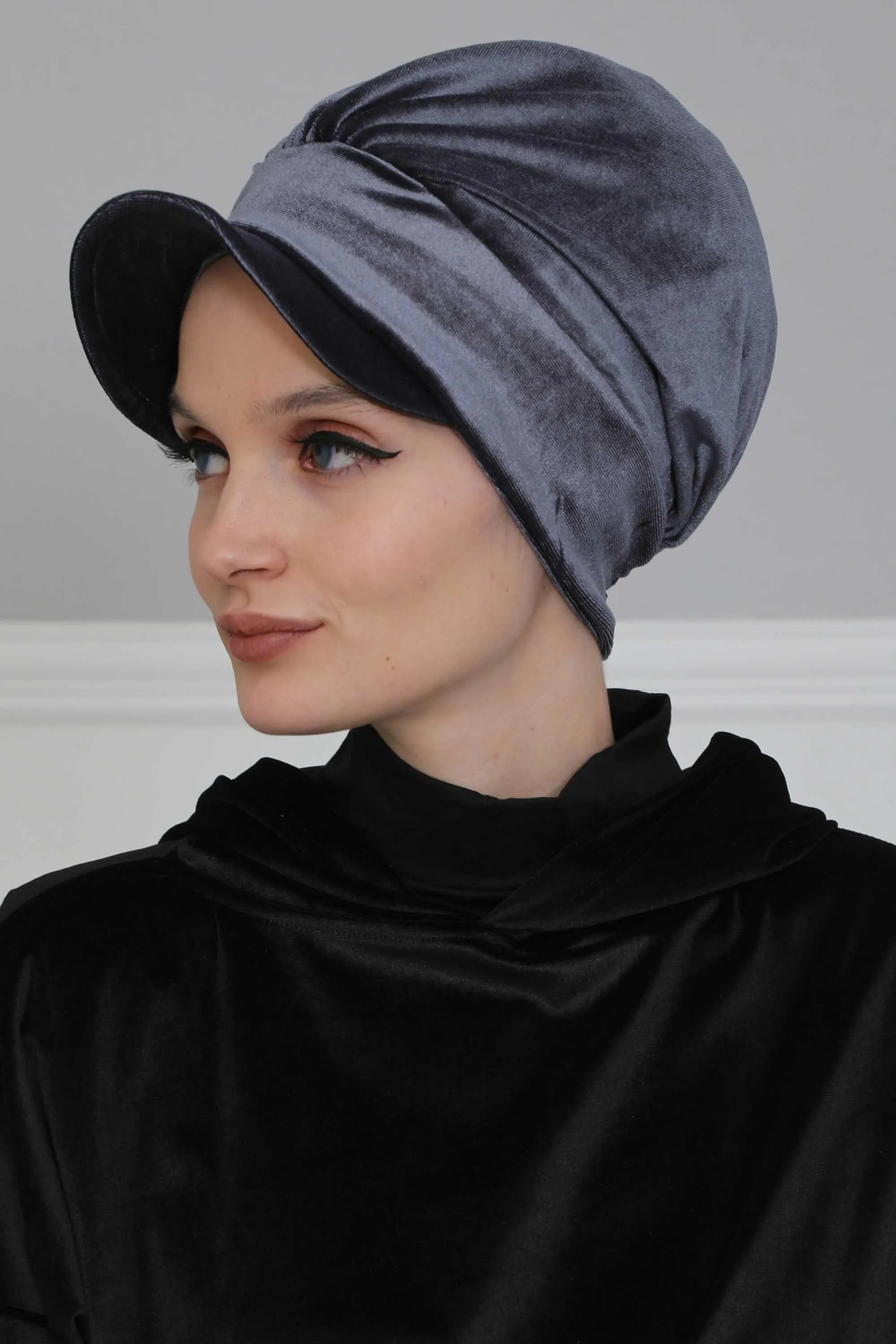 Super Soft Velvet Newsboy Visor Cap for Women, Elegant Comfortable Plain Turban Visor Cap for Daily Use, Chic Velvet Chemo Headwear,B-30K