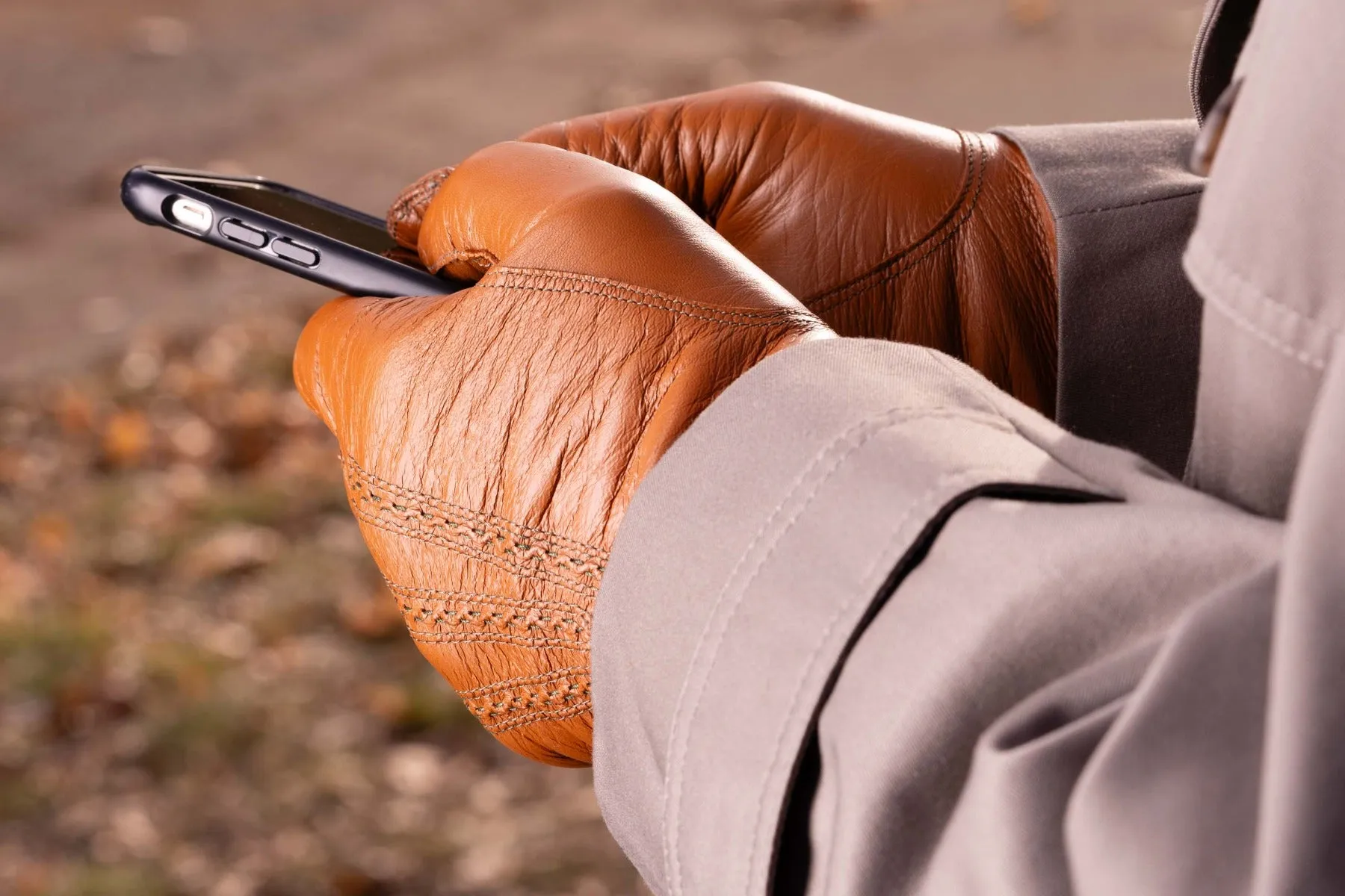 Tan Touchscreen Lamb Nappa Gloves