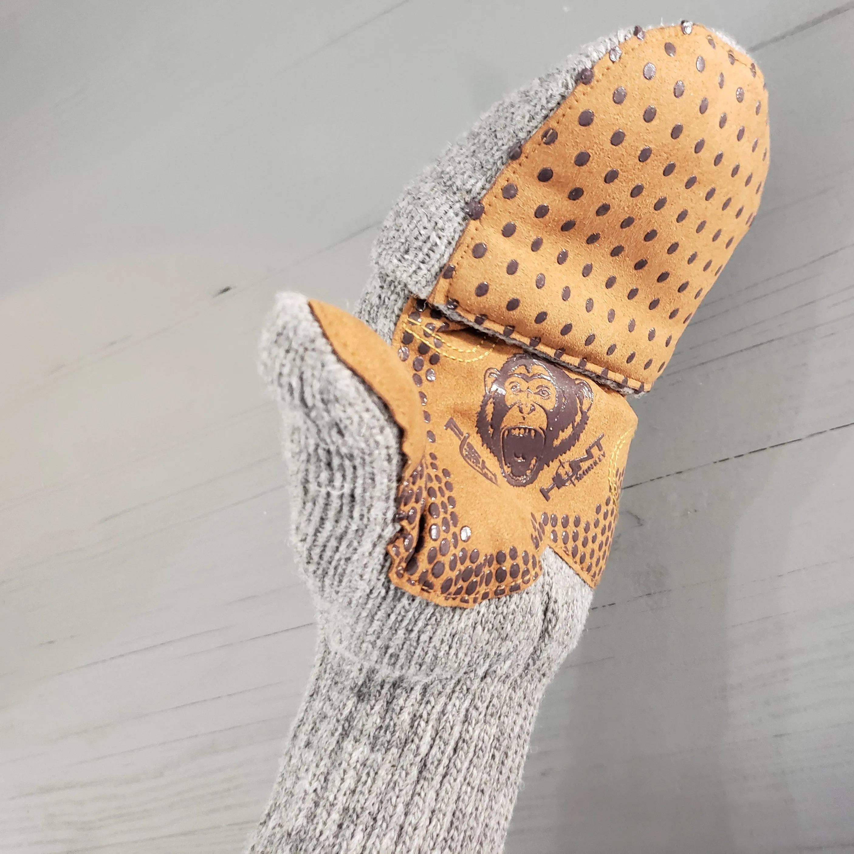 Wooly Mitten (New Fall 24)